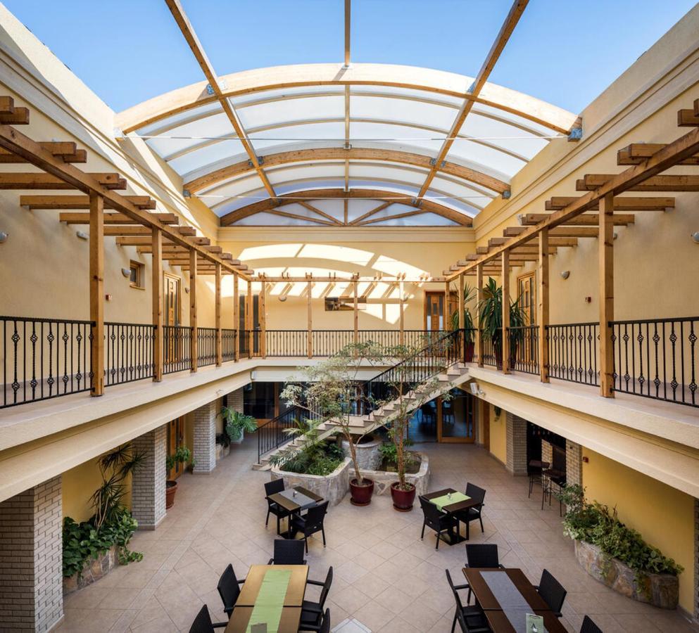 Atrium Agárd Tréning és Üdülőház Gárdony Esterno foto