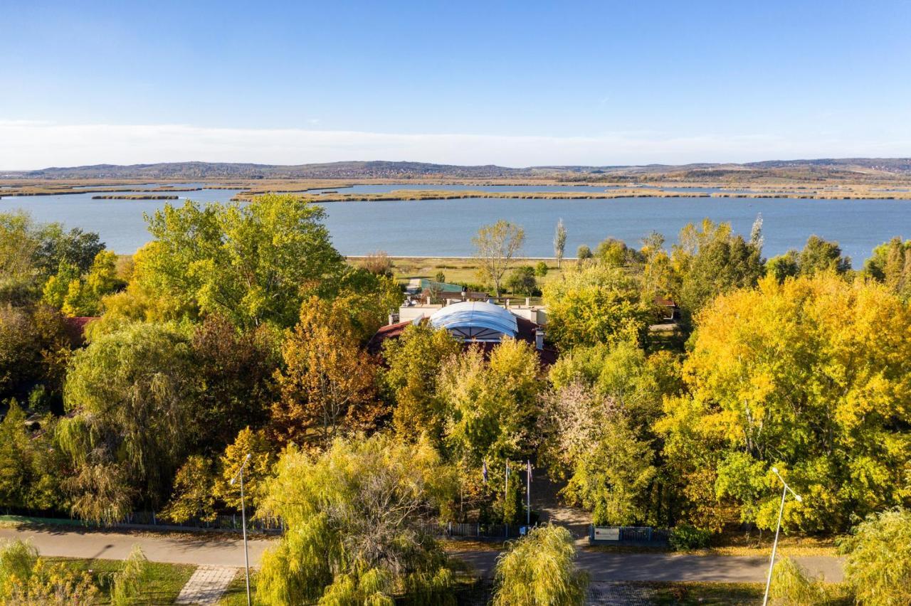 Atrium Agárd Tréning és Üdülőház Gárdony Esterno foto